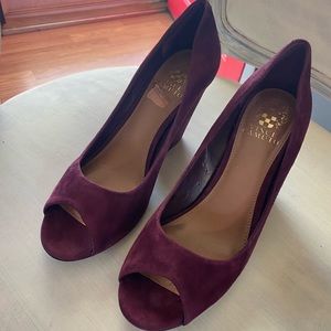 Burgundy peep toe heels never been worn, there is some spots where peeling is.